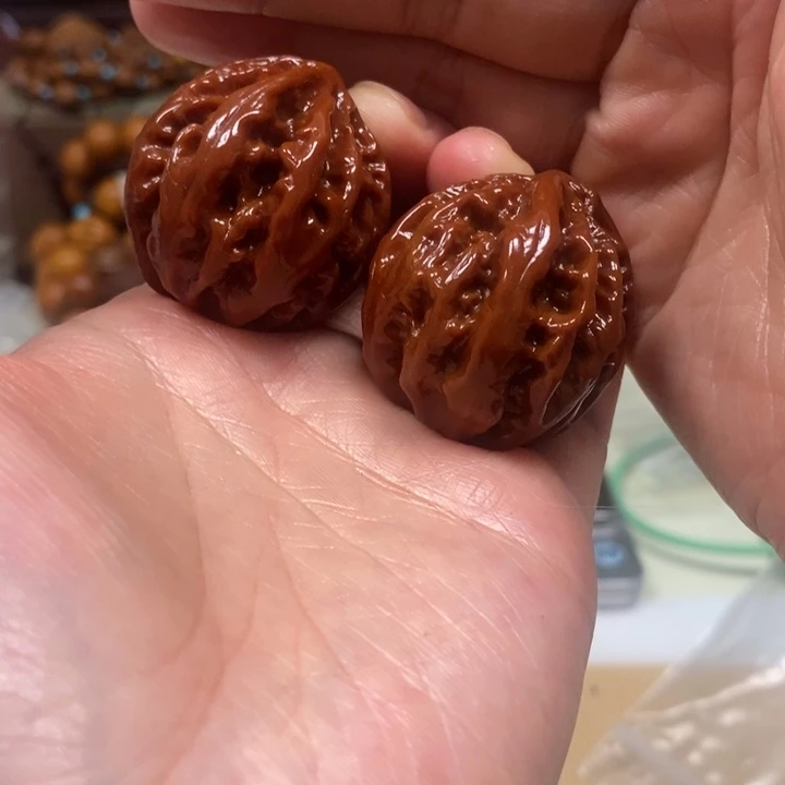文玩核桃吊坠西瓜秋子