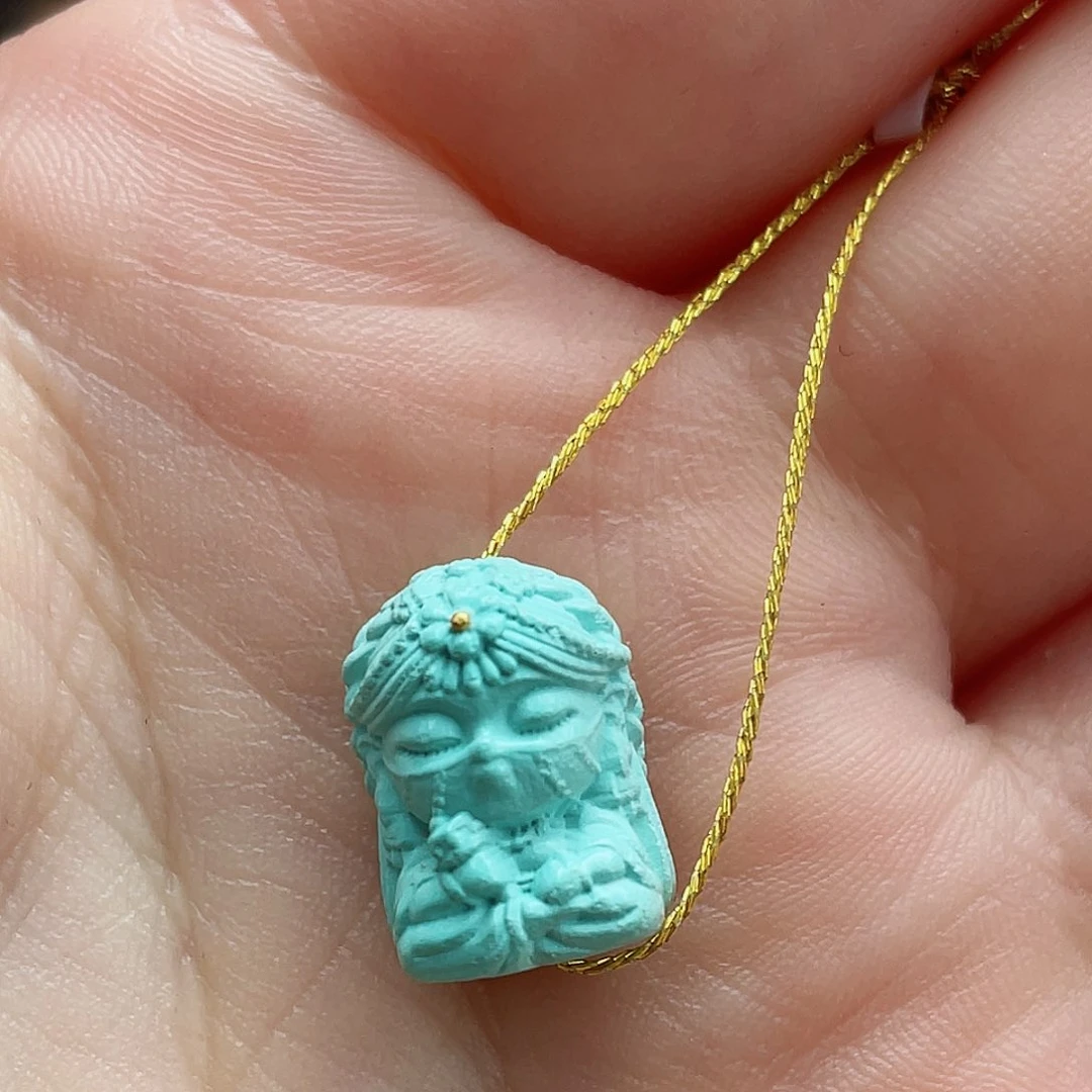 绿松石未镶嵌颈饰