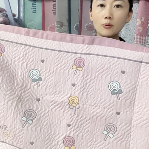 棉纱布浅粉色棒棒糖纯棉