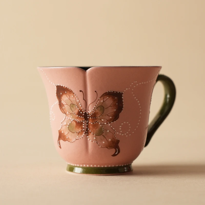 闻兮白瓷手绘蝴蝶主人杯带把手樱花粉小茶杯女性个人专用杯品茗杯
