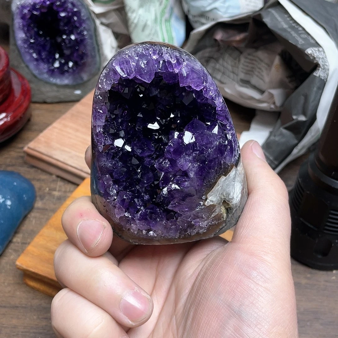 紫晶大型摆件（非配饰）未镶嵌