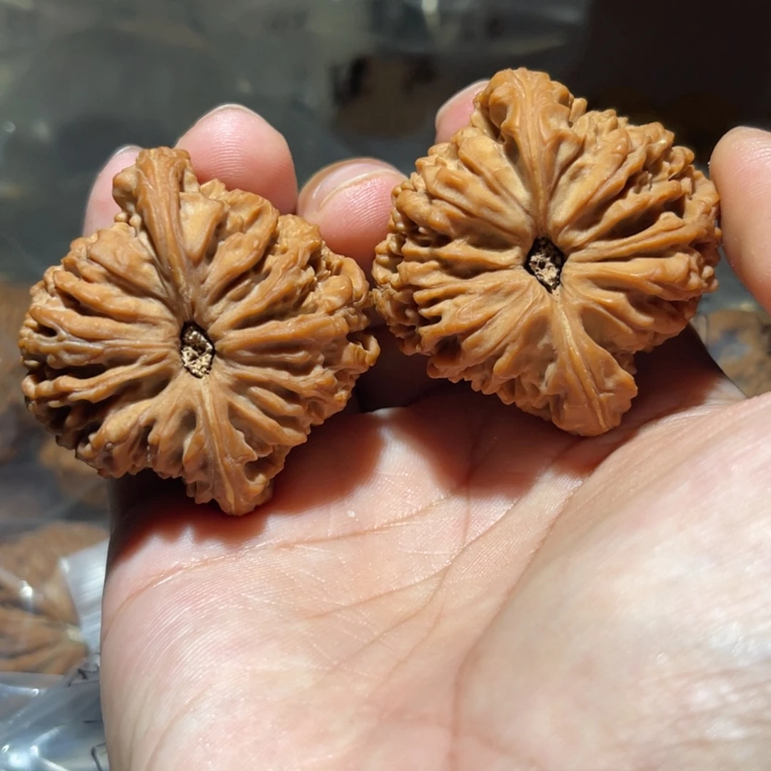 M***9文玩核桃吊坠46南疆石核桃