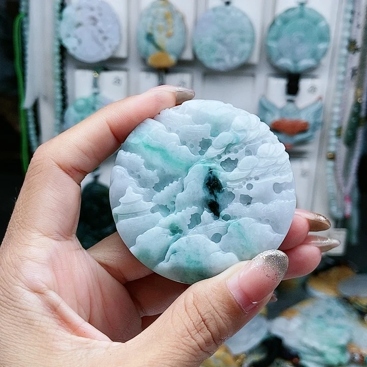 翡翠未镶嵌颈饰翡翠