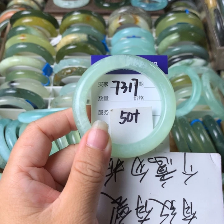 未镶嵌蛇纹石玉手镯7317