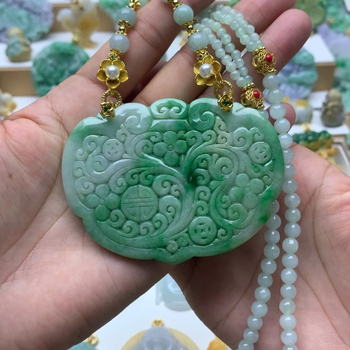 颈饰未镶嵌翡翠翡翠