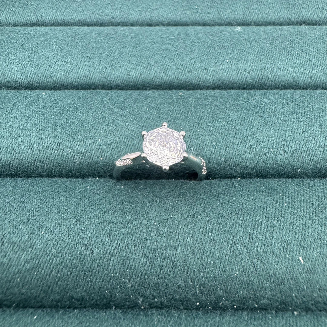 【阿杰甄选】轻奢高端设计戒指ML161