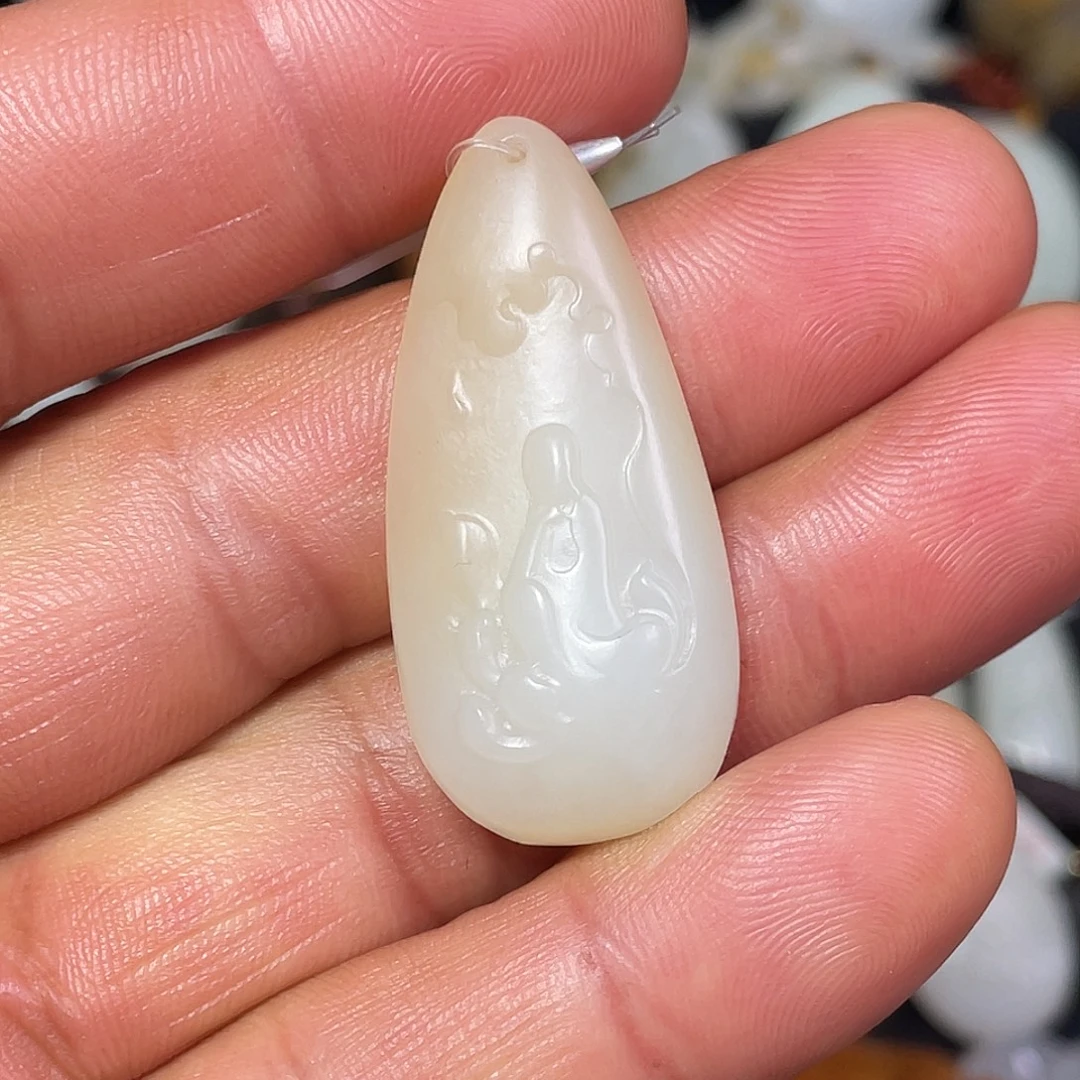 和田玉未镶嵌颈饰吊坠