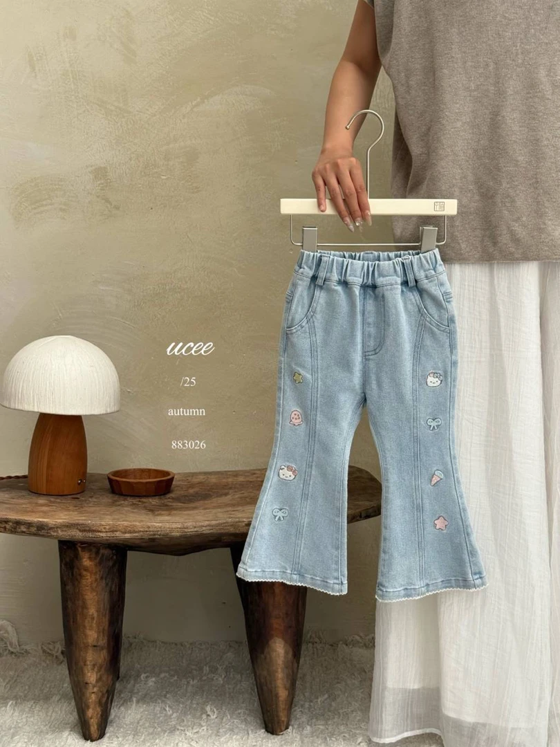 『釉兮』2025秋刺绣卡通微辣牛仔裤883026