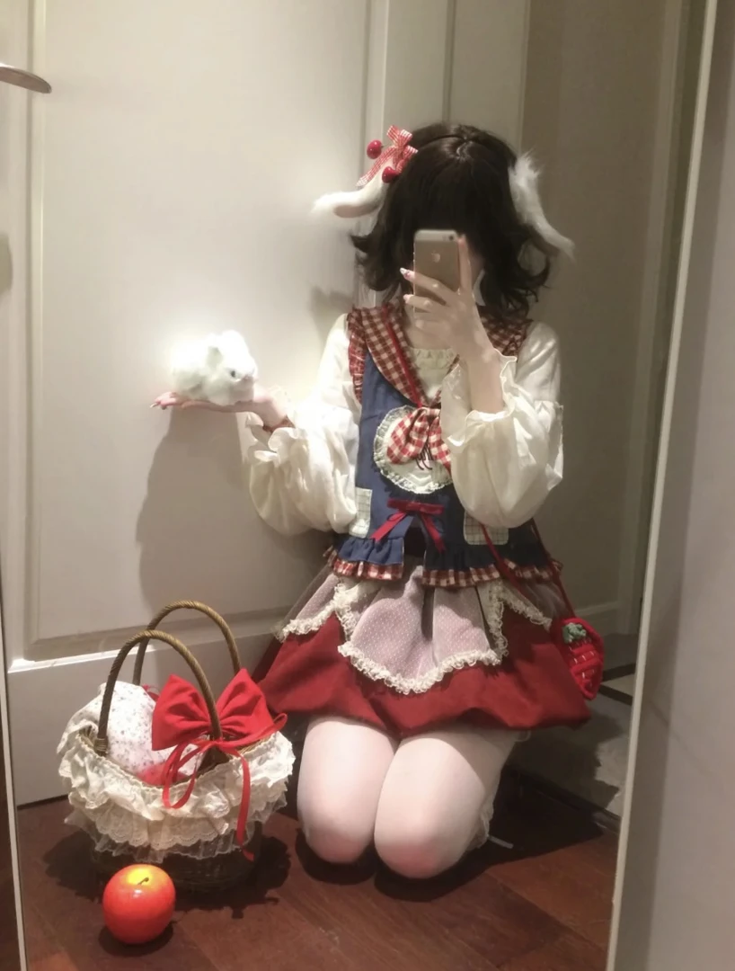 可爱甜美风大码背心jk内搭花苞裙大全套套装
