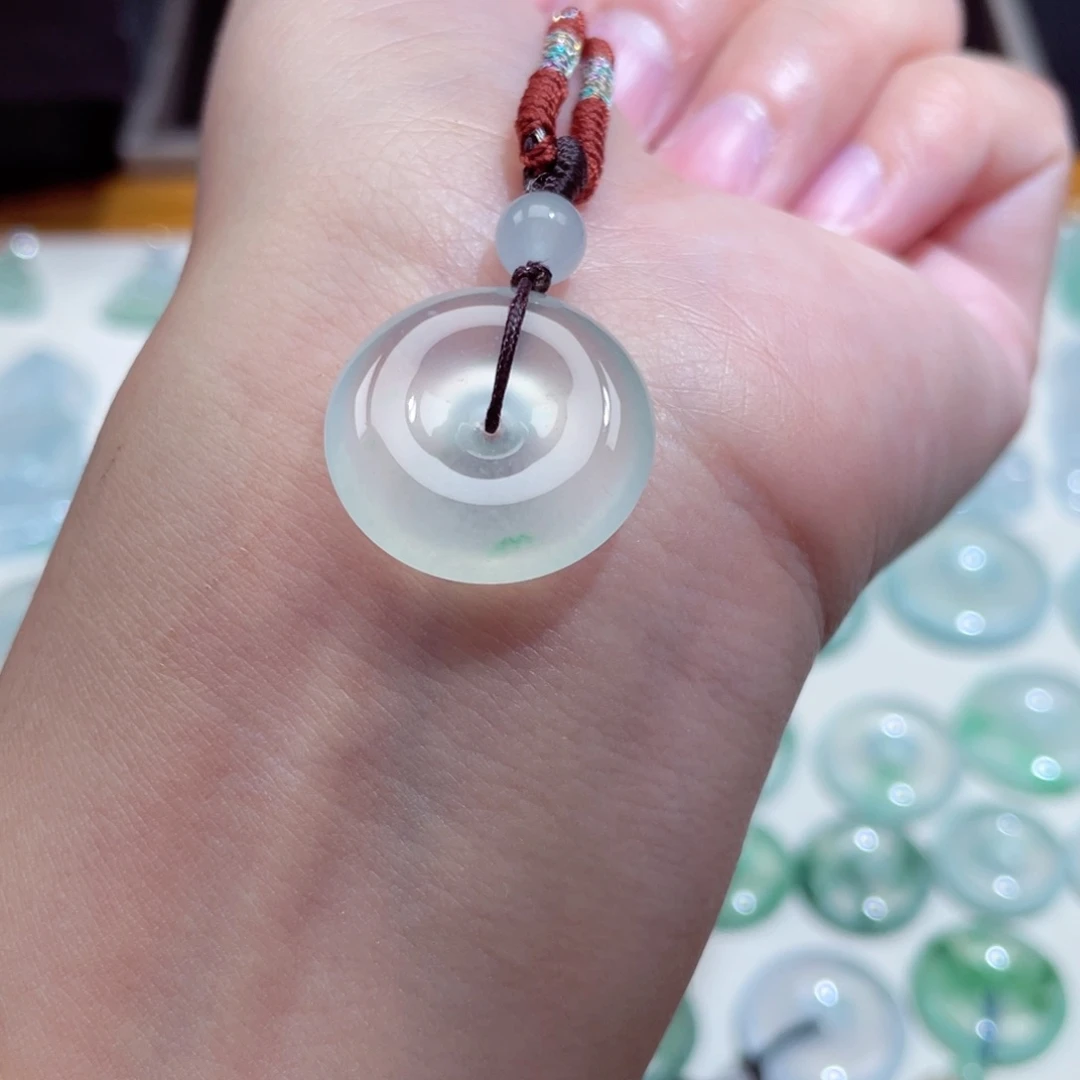 颈饰未镶嵌翡翠扣子