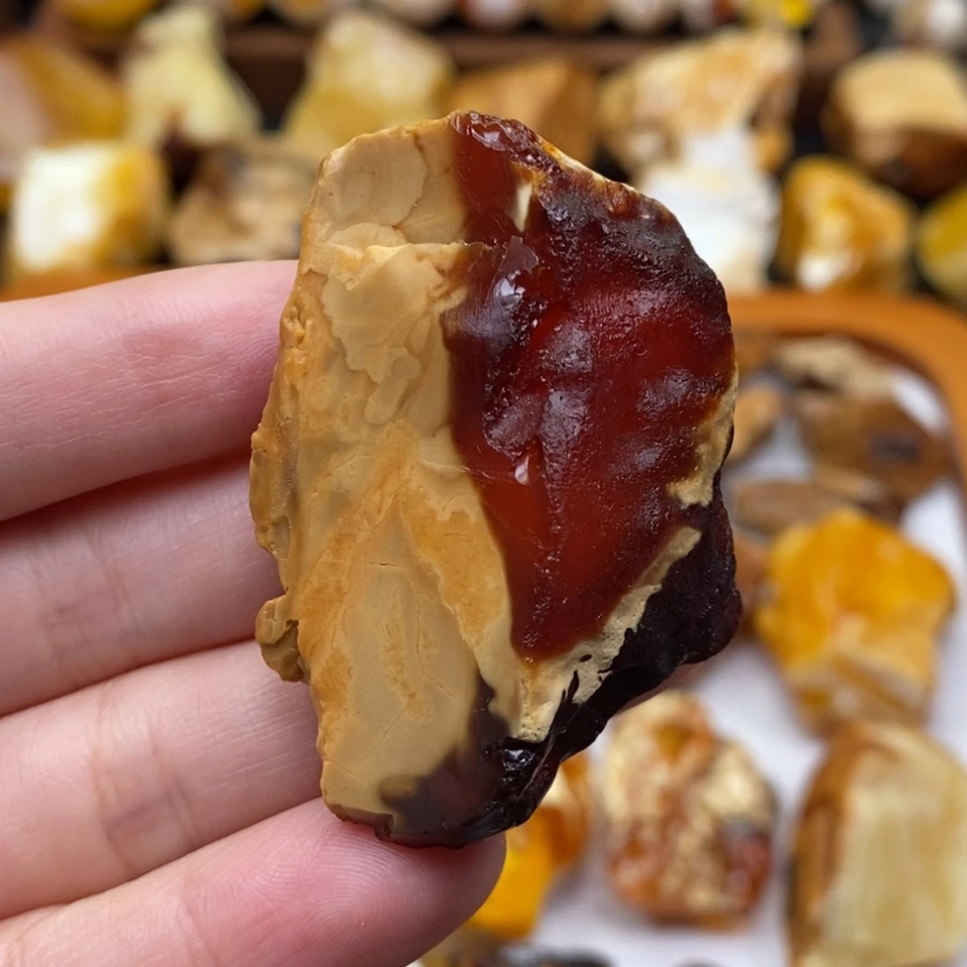 定制琥珀未镶嵌蜜蜡