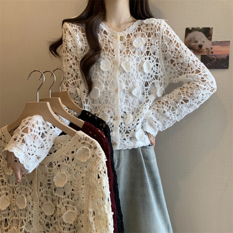 大码2025春季法式钩花镂空长袖针织衫显瘦外搭开衫罩衫上衣