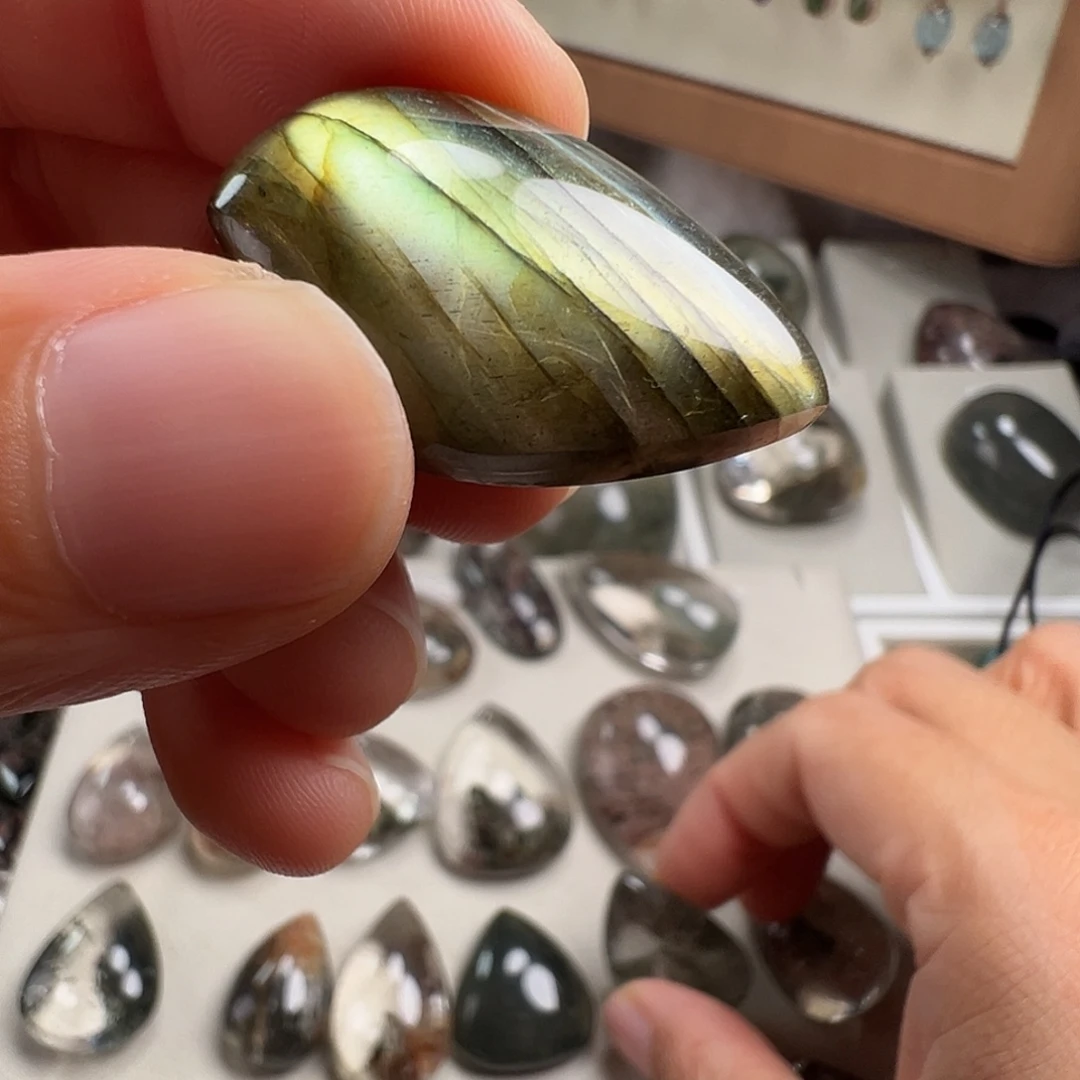 颈饰长石银S925镶嵌天然灰月光石