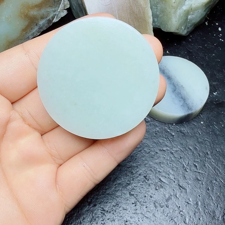 祯***文未镶嵌和田玉（糖玉）珠宝奇石