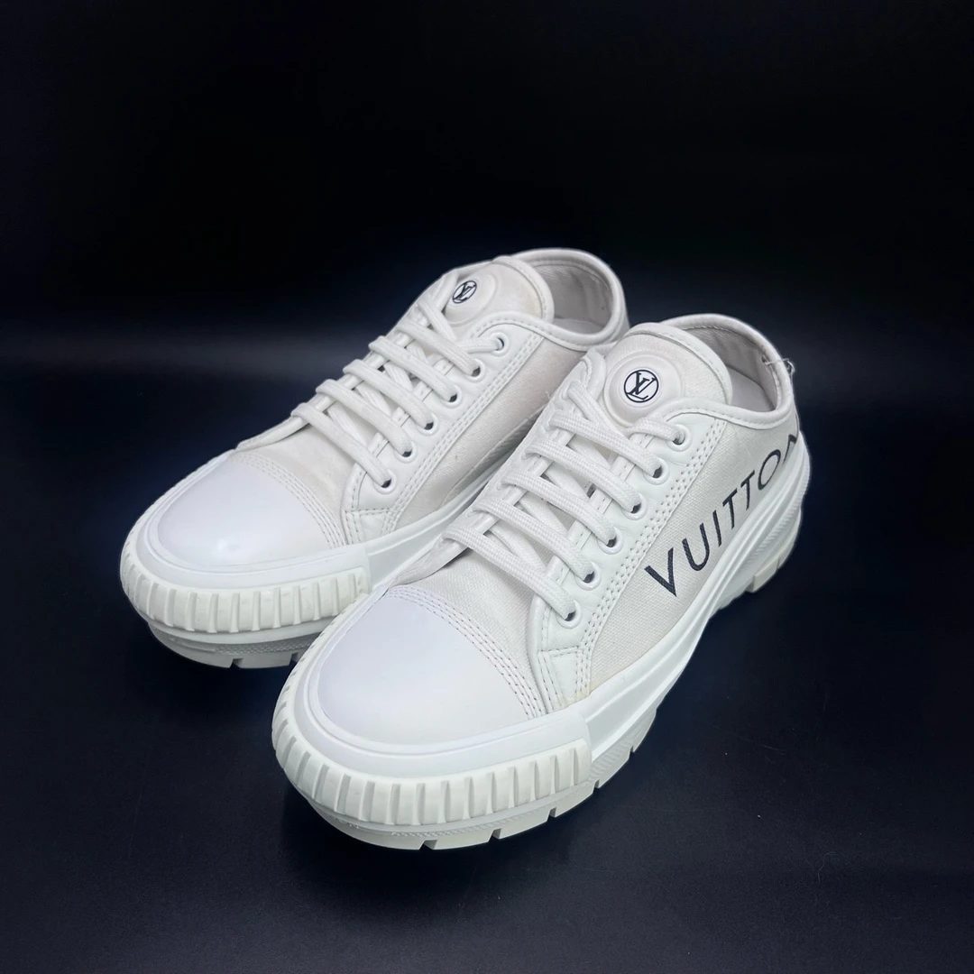 90新 LouisVuitton/路易威登 lv 饼干鞋 白帆布 size 37 原盒