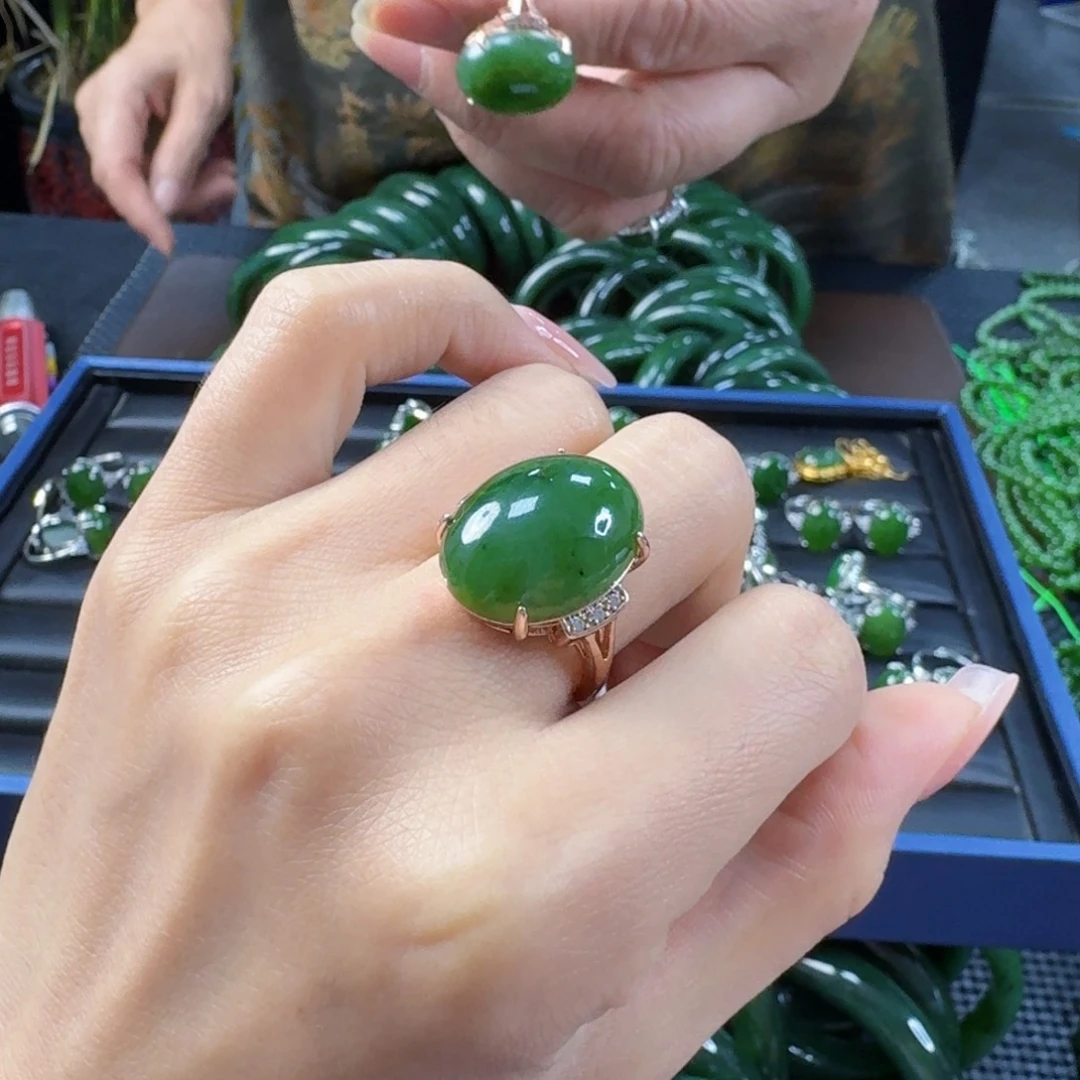 和田玉（碧玉）戒指合金