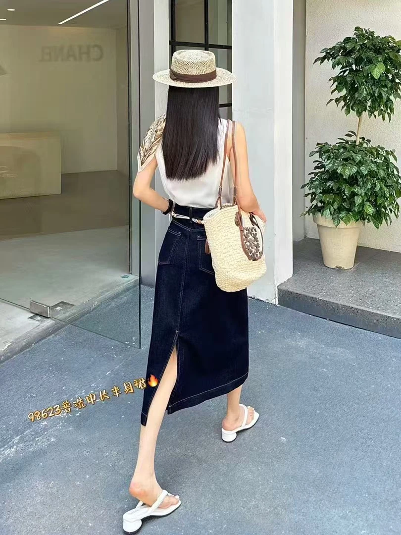 【高定女牛仔服丽】新款韩版显瘦高腰窄版直筒牛仔裤女006