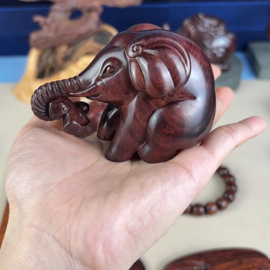 黄花梨/降香黄檀把件