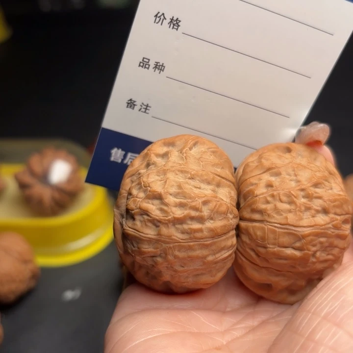 w***k吊坠桃核43南瓜墩