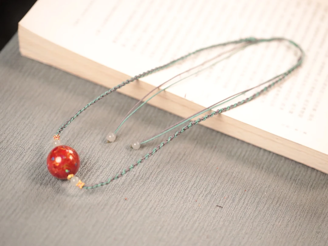 大漆工艺2.0cm红色单珠吊坠【编绳款】