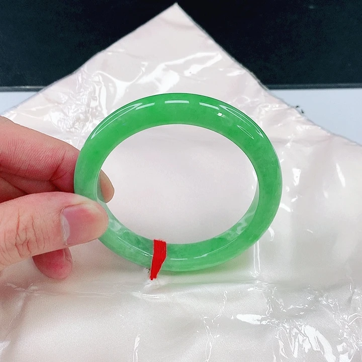 翡翠未镶嵌手镯圈53。14053