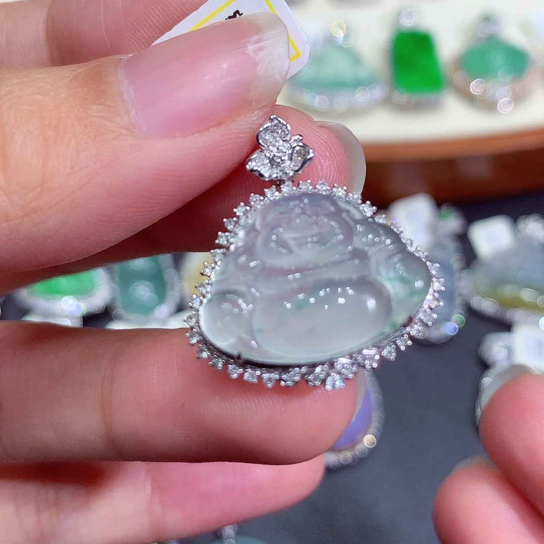 翡翠吊坠(不含链)18K金镶嵌