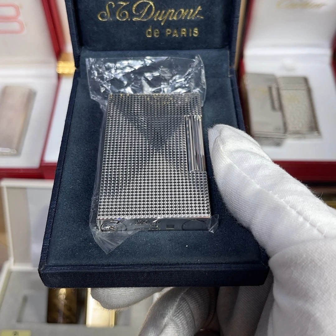 空***A中古二手打火机云奢