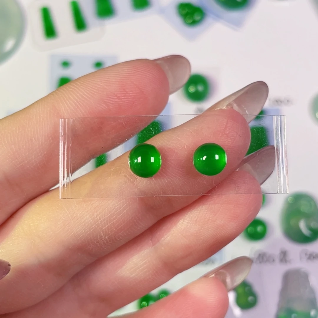 翡翠未镶嵌颈饰裸石