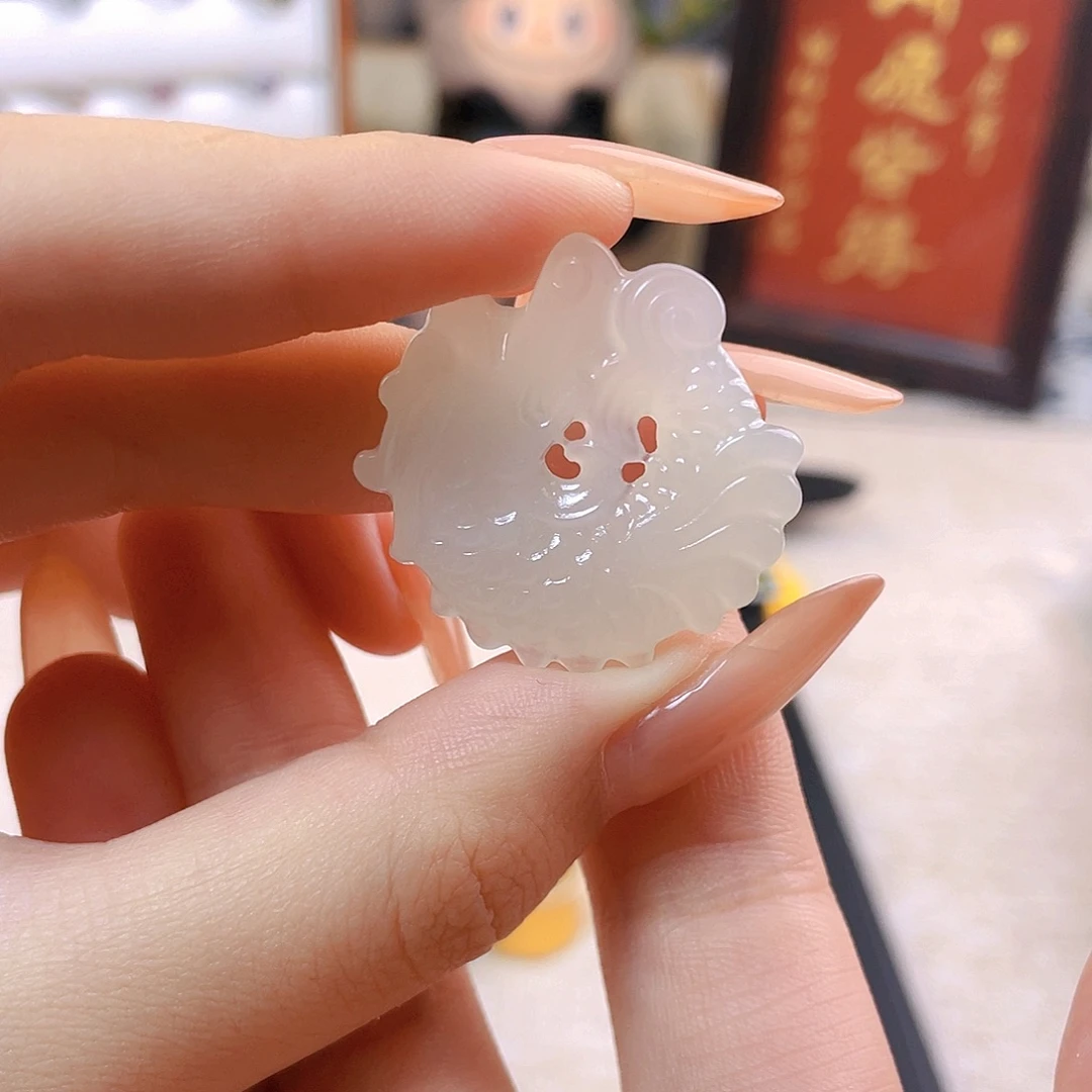卡***西吊坠(赠链)未镶嵌和田玉