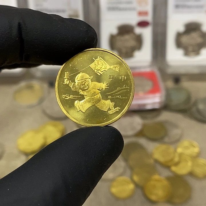 铜吼***啦如图，如图，如图