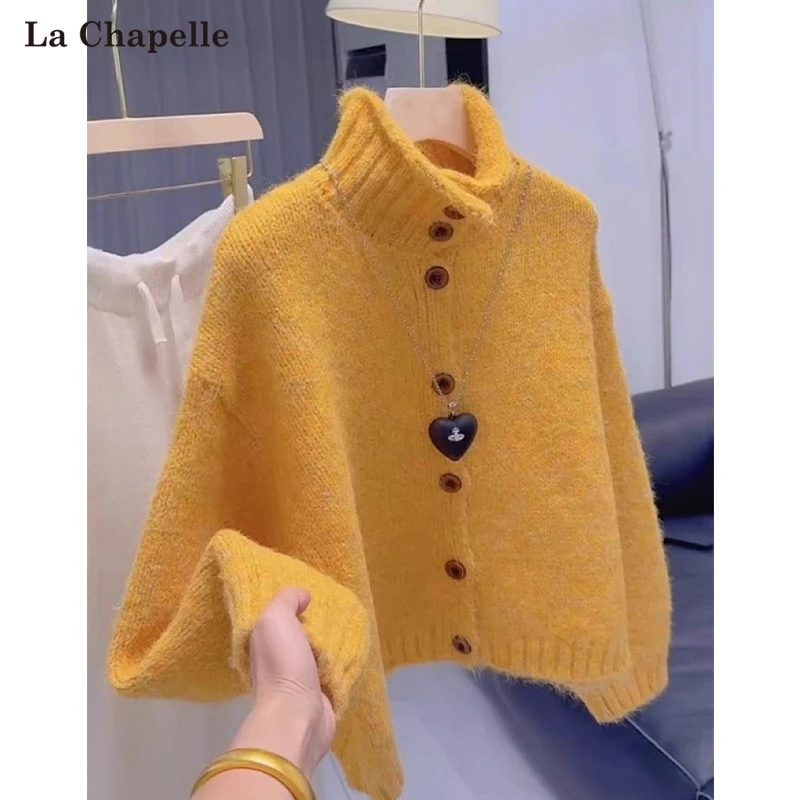 拉夏贝尔黄色毛衣开衫2025秋冬单排扣设计甜美温柔风半高领针织
