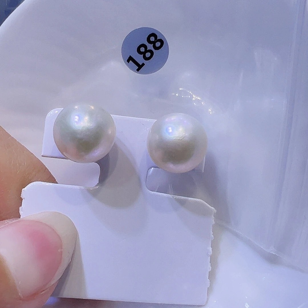 银S925镶嵌耳饰淡水珍珠