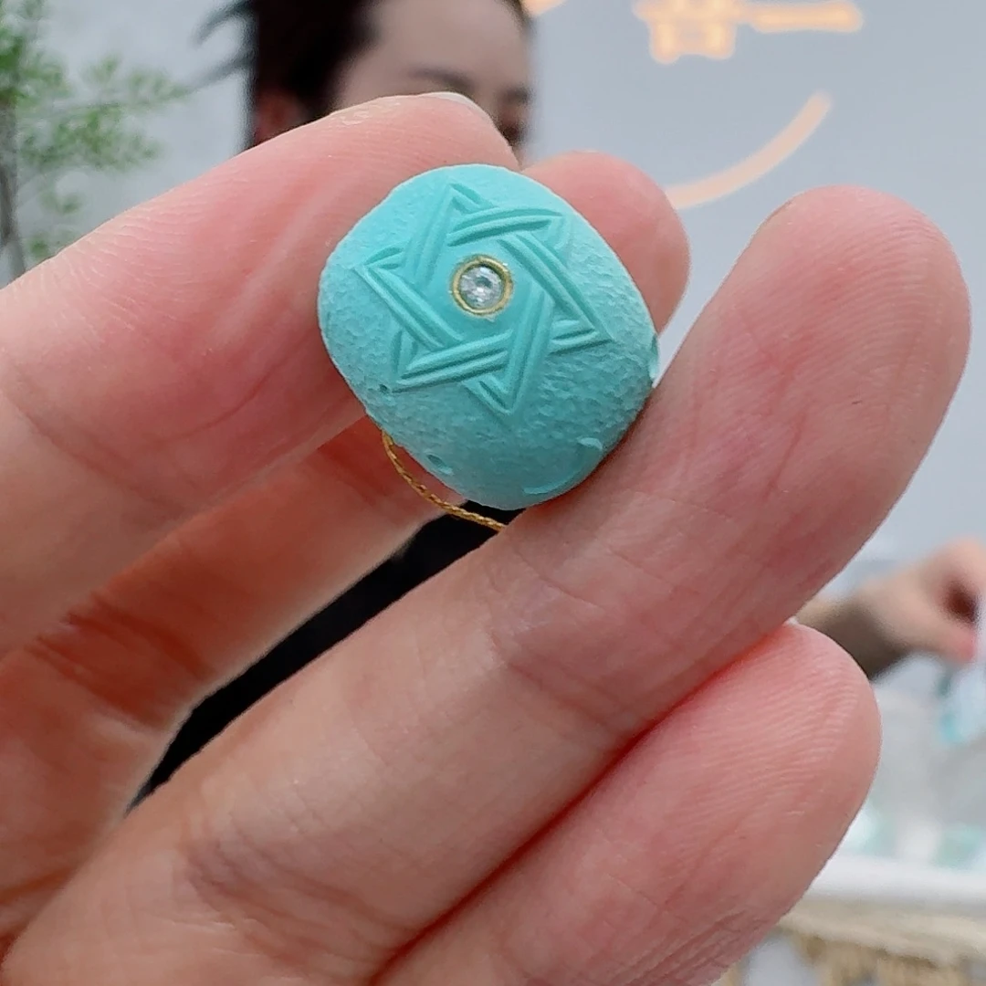 绿松石未镶嵌珠宝奇石