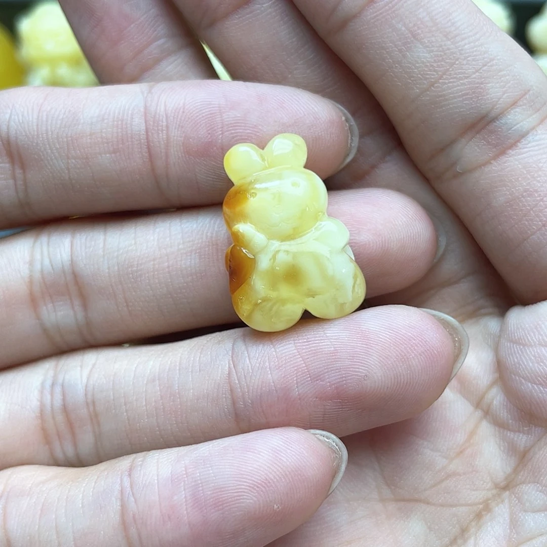 琥珀裸石未镶嵌?**橘蜜蜡