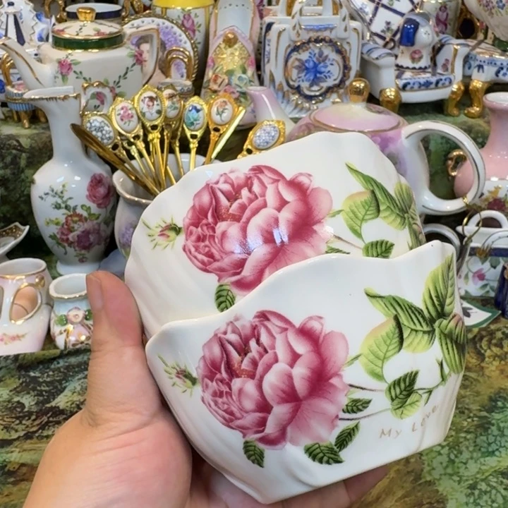 鹿与海陶瓷家居有限公司