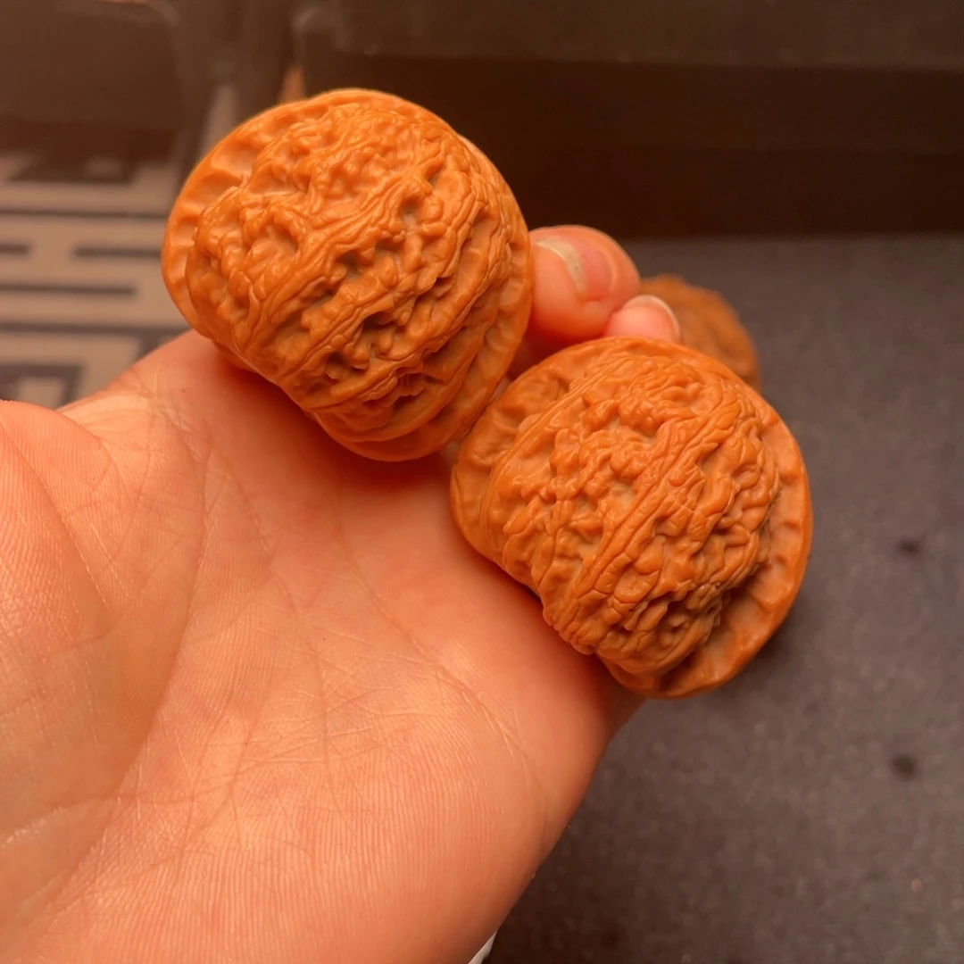 文玩核桃把件秦岭核桃55