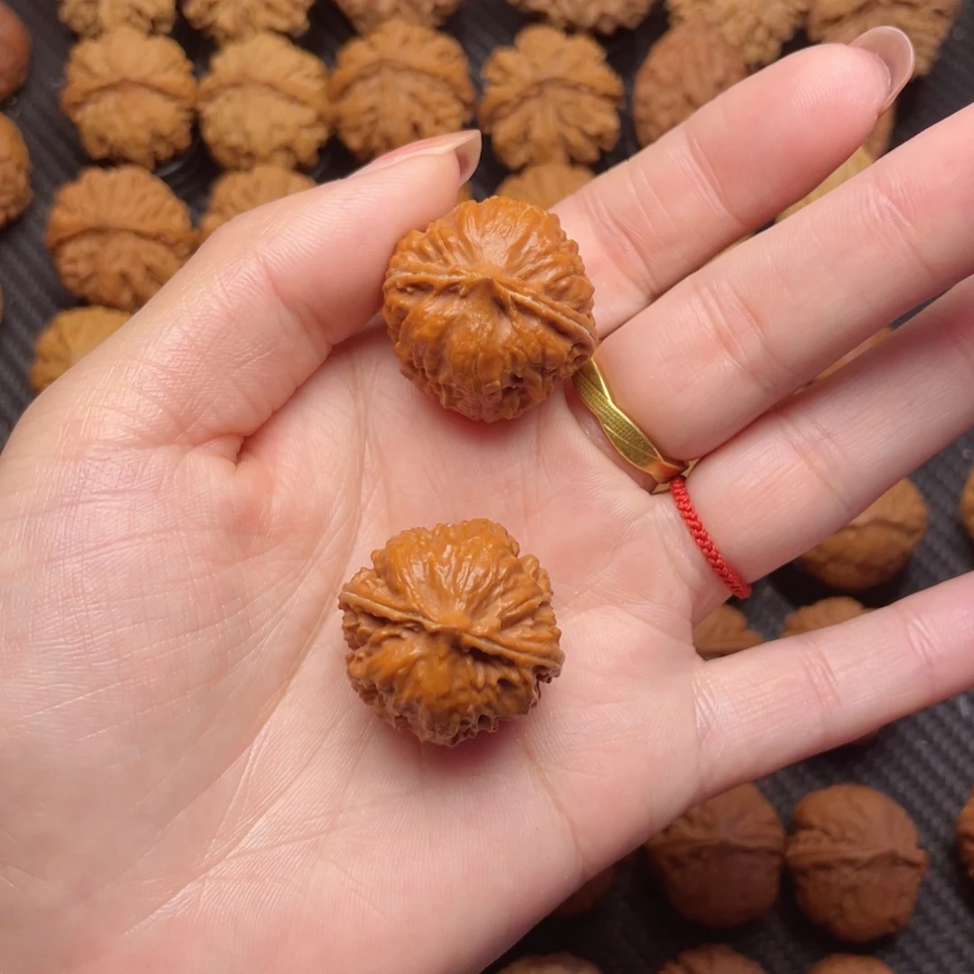 酸***气文玩核桃把件至尊宝