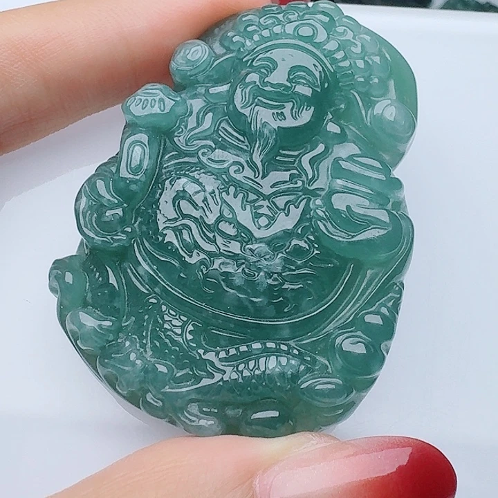 颈饰未镶嵌翡翠天然的A货翡翠多样性发其一