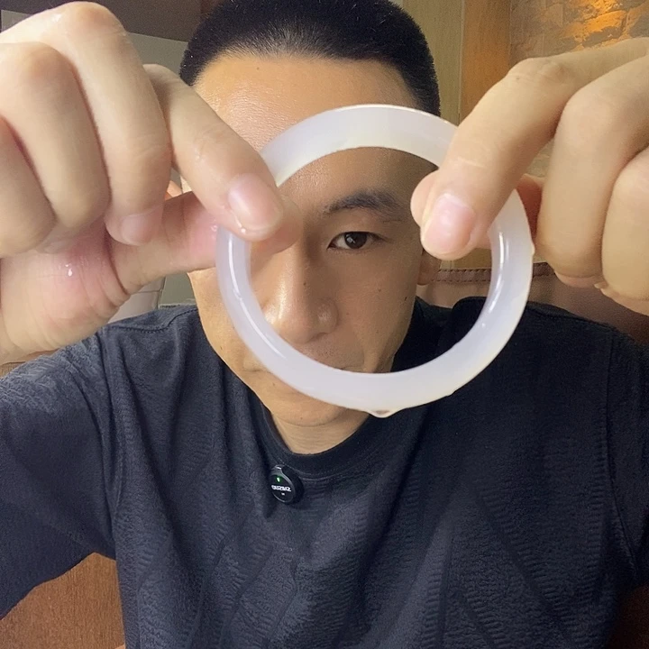 幸***生手镯玛瑙/玉髓未镶嵌62圈口