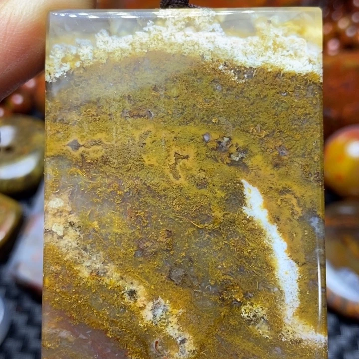 玛瑙/玉髓颈饰未镶嵌