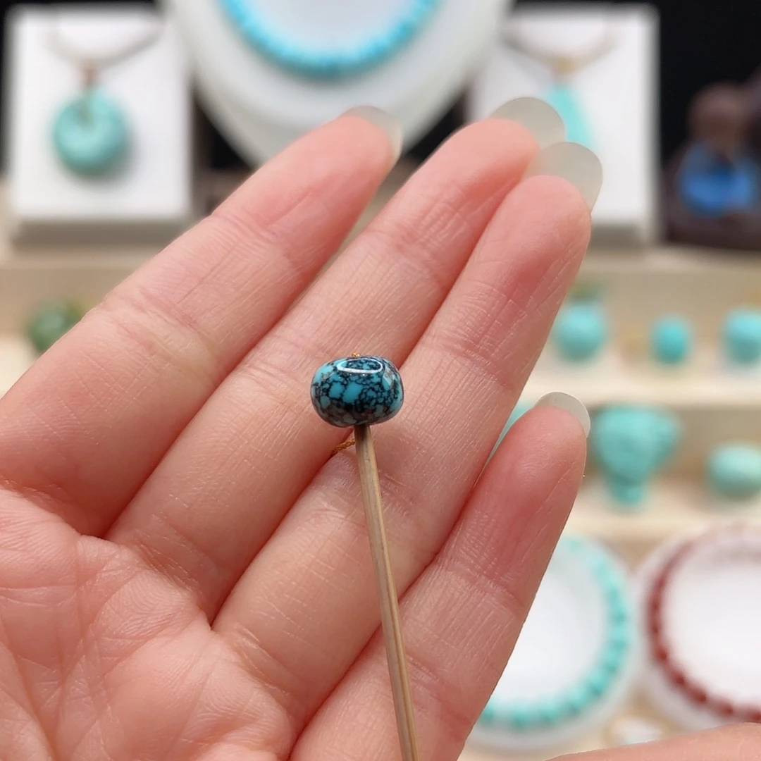 绿松石配饰未镶嵌