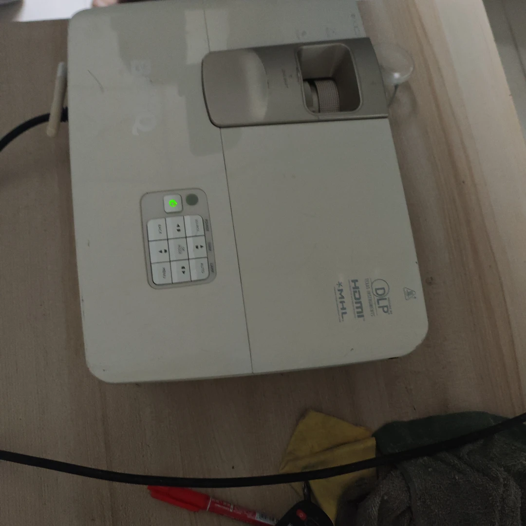 高清长焦投影仪运费到付