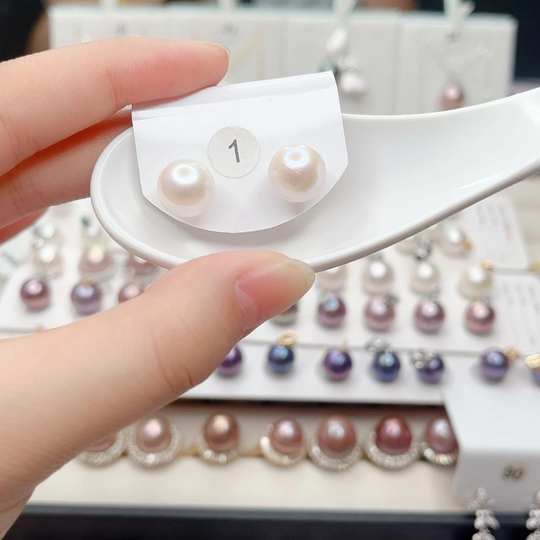 淡水珍珠吊坠(赠链)合金