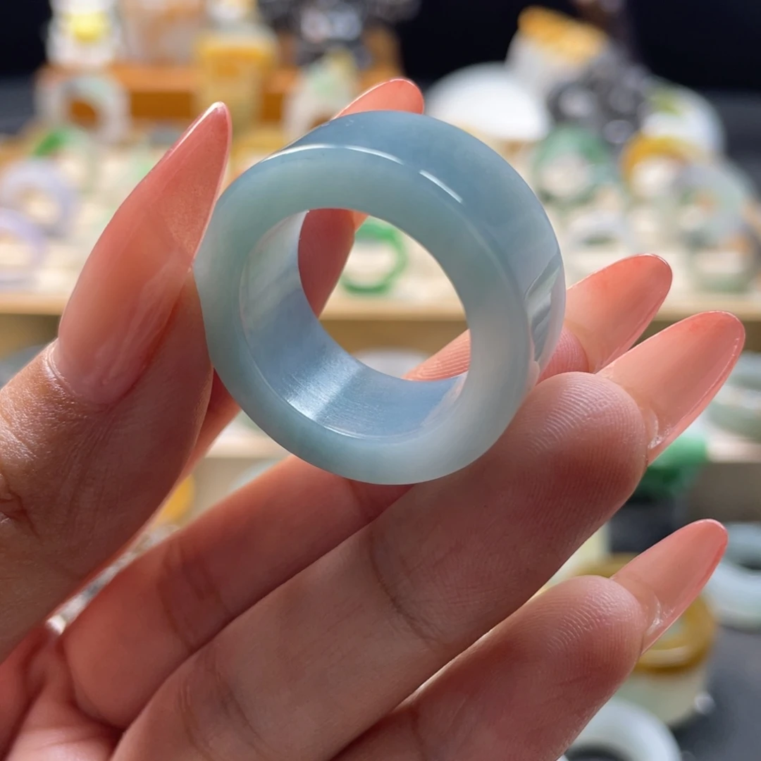 未镶嵌定制翡翠戒指