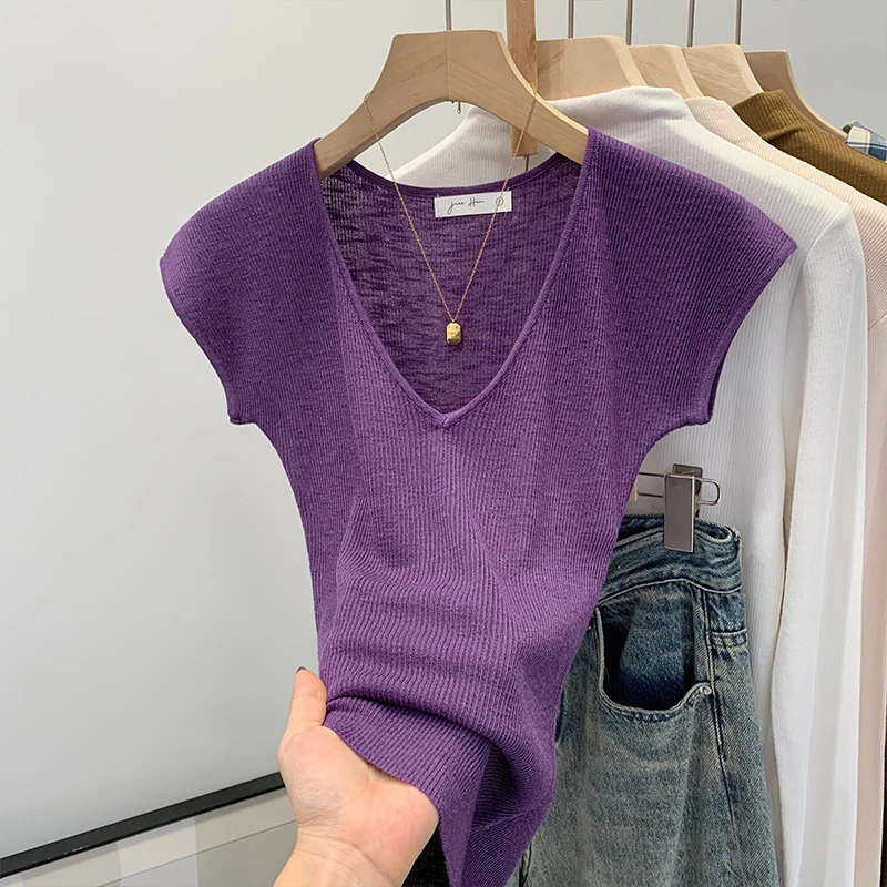 【部分现】韩系V领短袖修身显瘦针织小众2025夏新款独特上衣 M1057