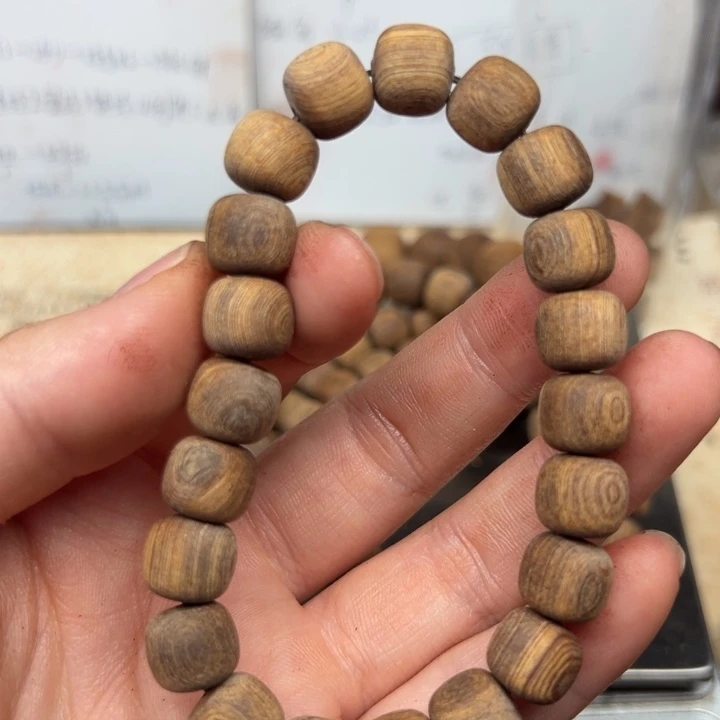 藤类降真香10老型白油天花板野人山超一档