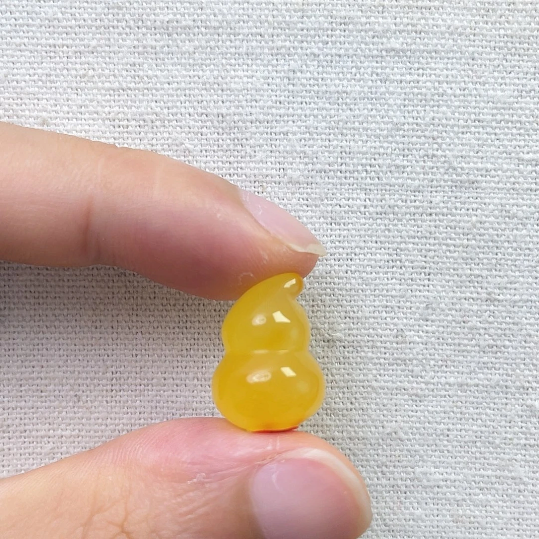 琥珀未镶嵌裸石葫芦