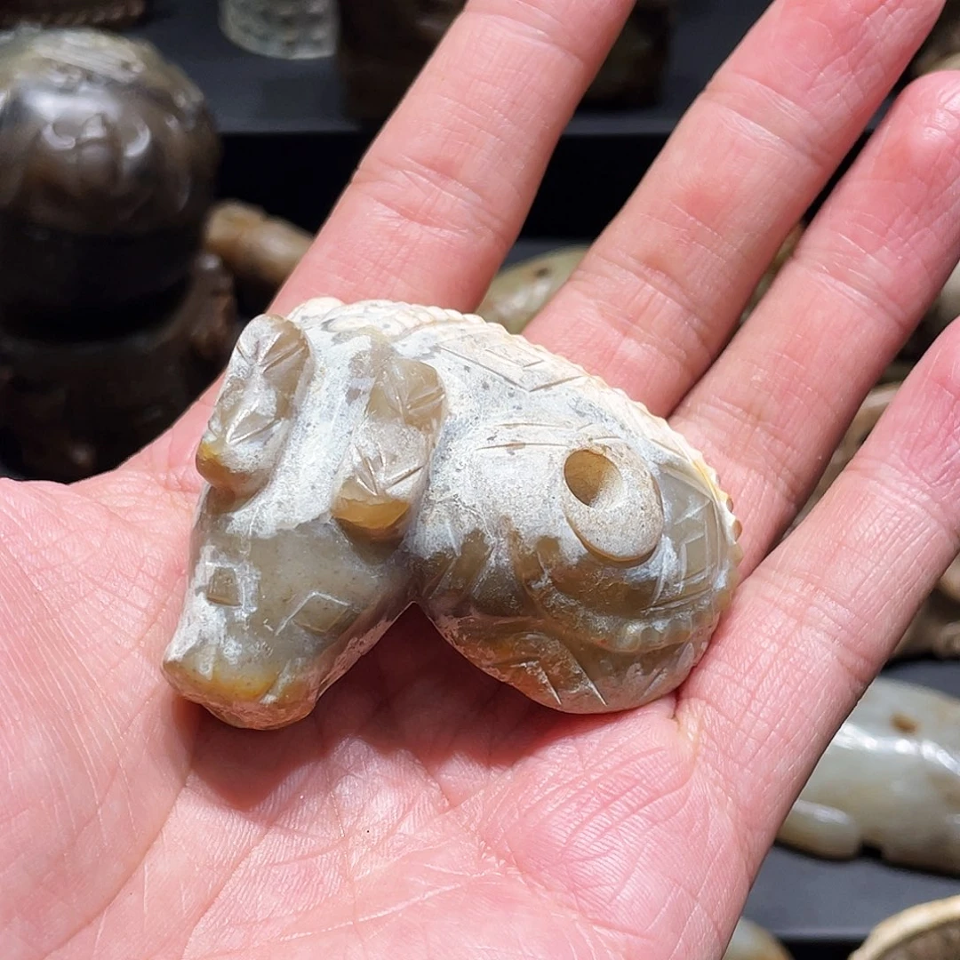 和田玉（糖玉）未镶嵌颈饰蓦*