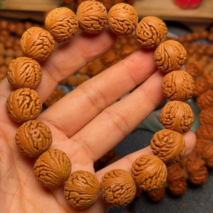 桃核手串龙纹桃核1