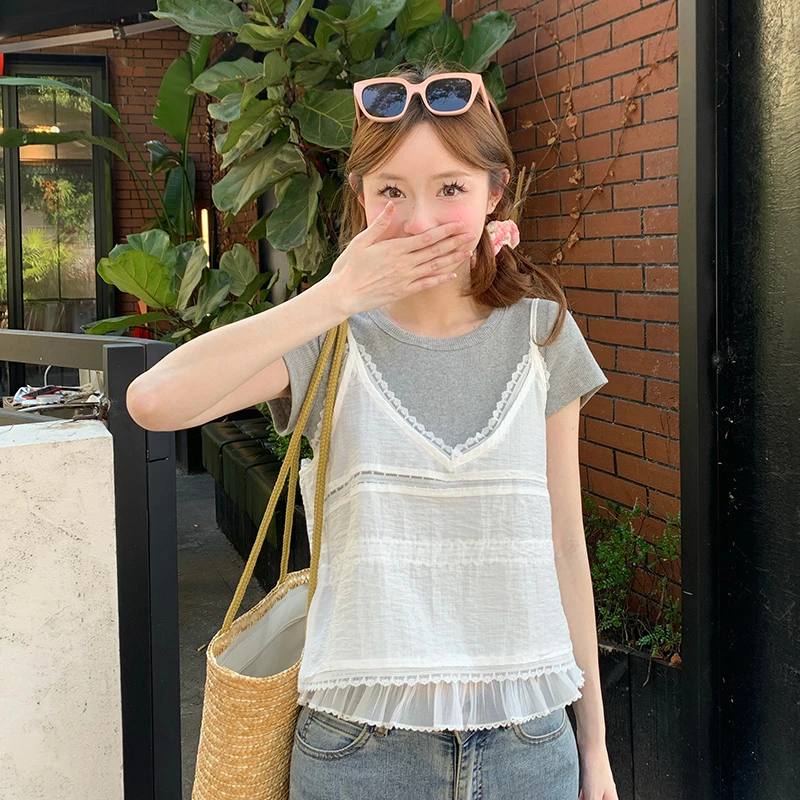 新款蕾丝花边假两件短袖t恤女夏季正肩韩版短款甜美可爱风格衣服